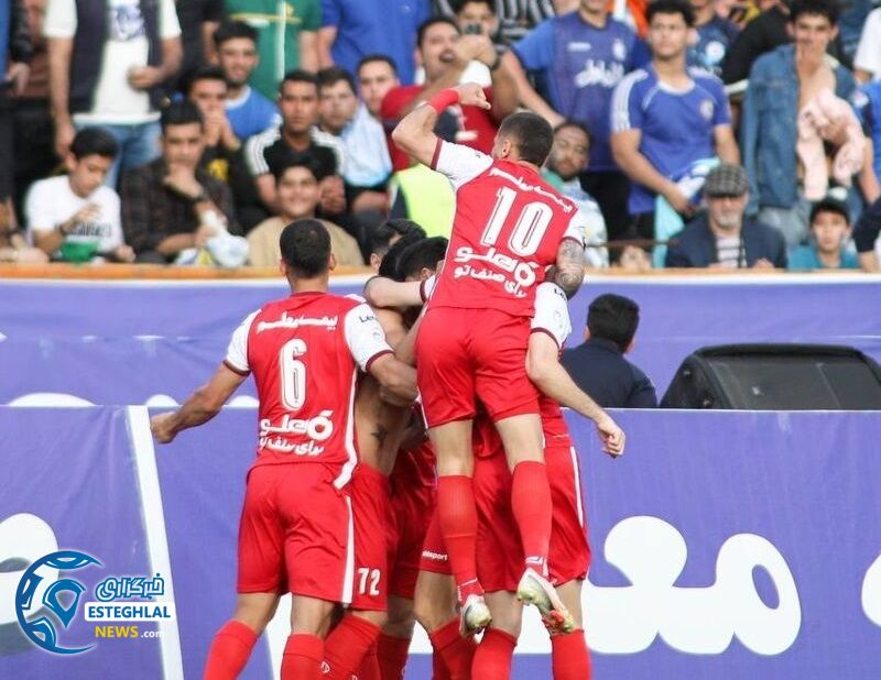 پیروزی 1-0 استقلال