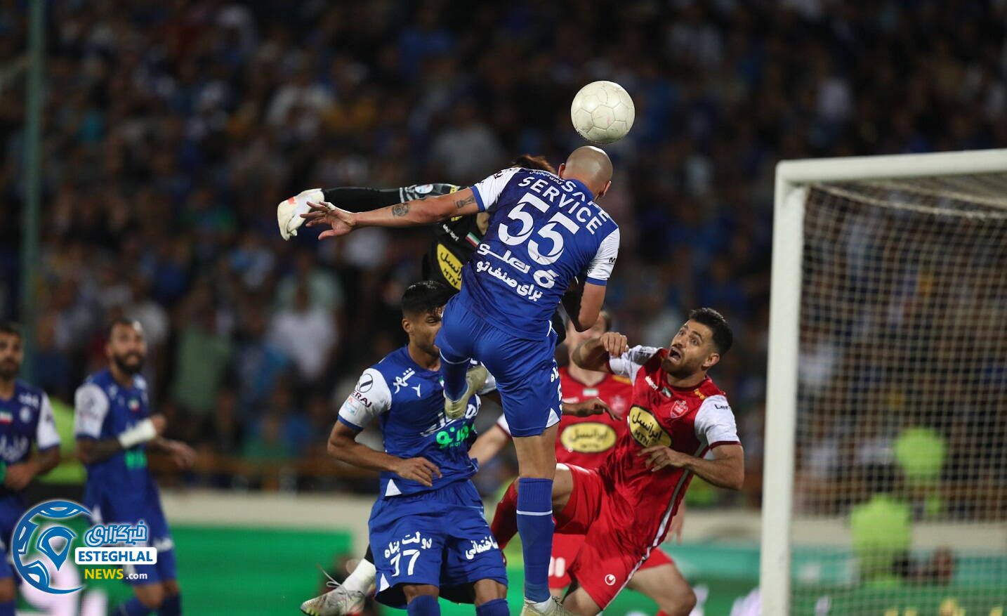 استقلال 1-2 پیروزی