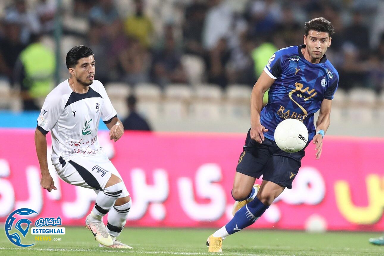 دیدار استقلال و پیکان