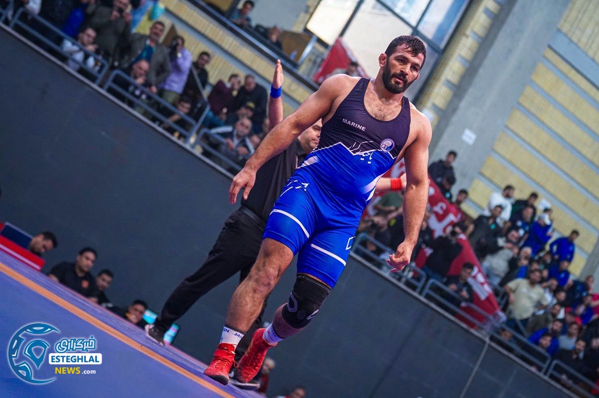 تیم کشتی آزاد استقلال جویبار