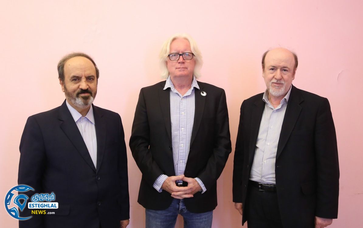 تمدید قرارداد شفر و کادر فنی استقلال