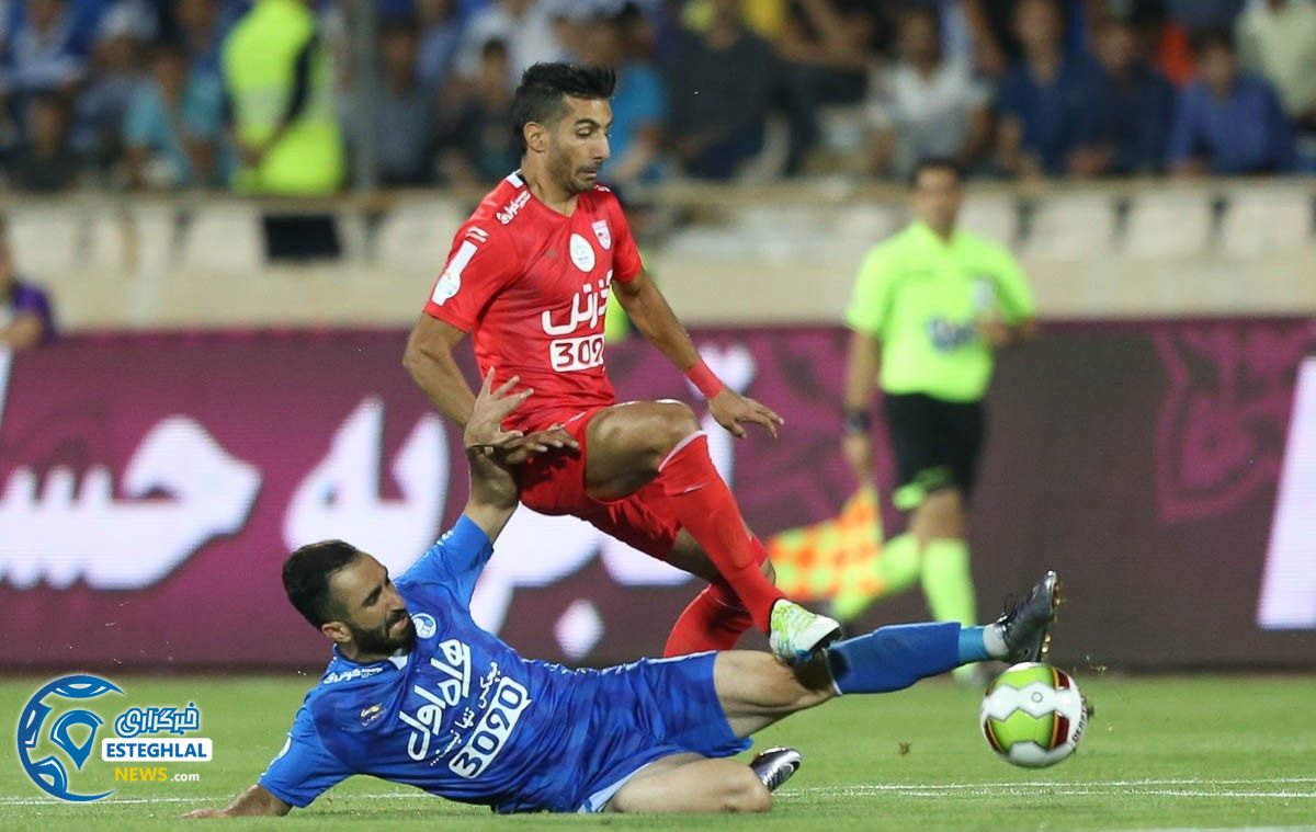 دیدار استقلال و تراکتورسازی