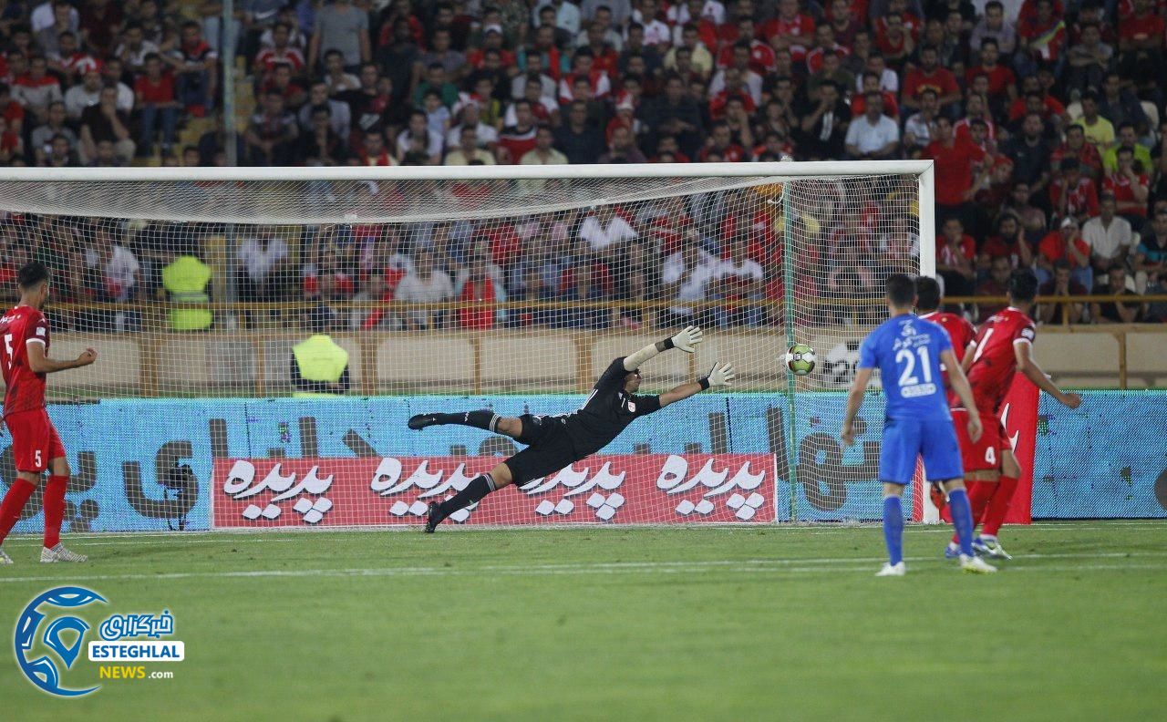 دیدار استقلال و تراکتورسازی