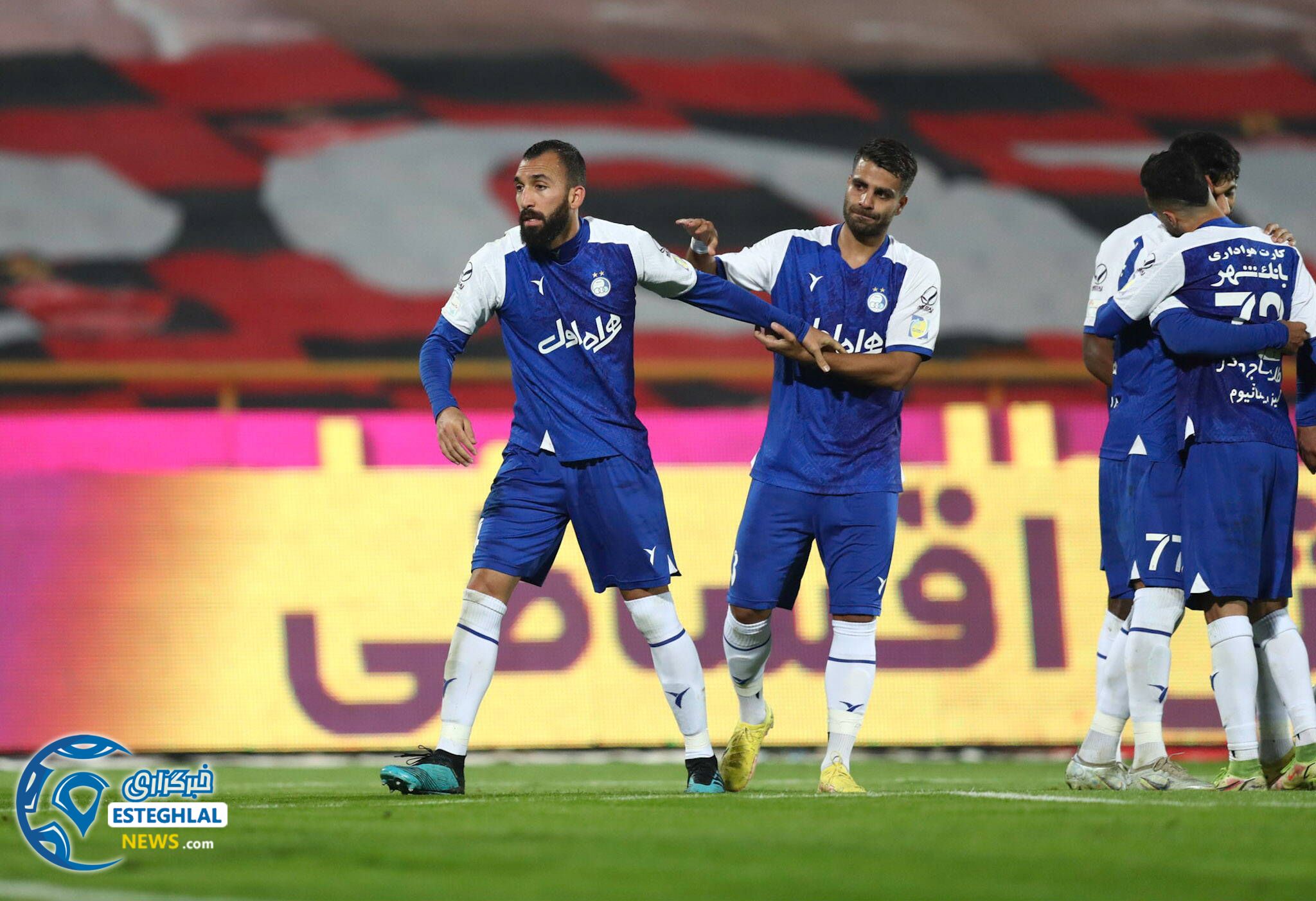 استقلال ۲-۲ پرسپولیس