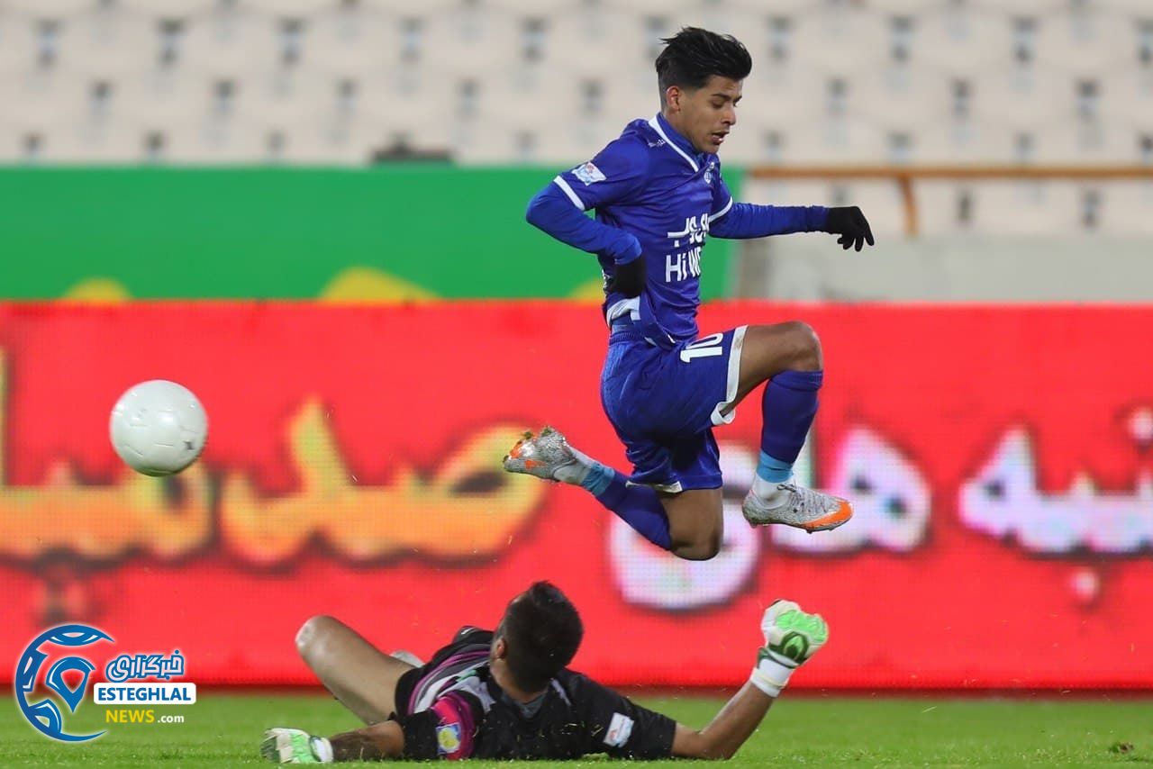 دیدار استقلال و نفت آبادان