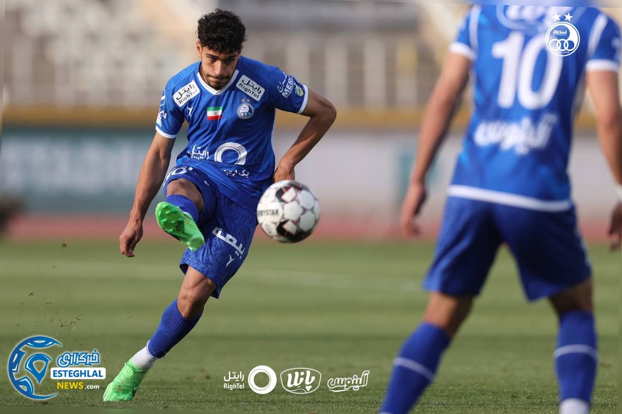 دیدار دوستانه استقلال و پیکان