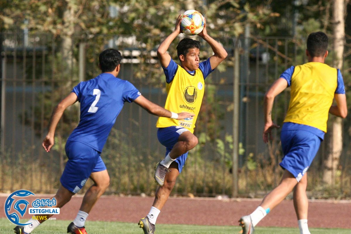 تمرین استقلال