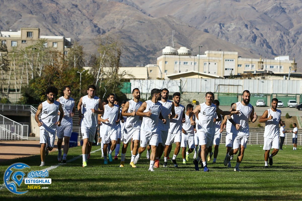 تمرین استقلال