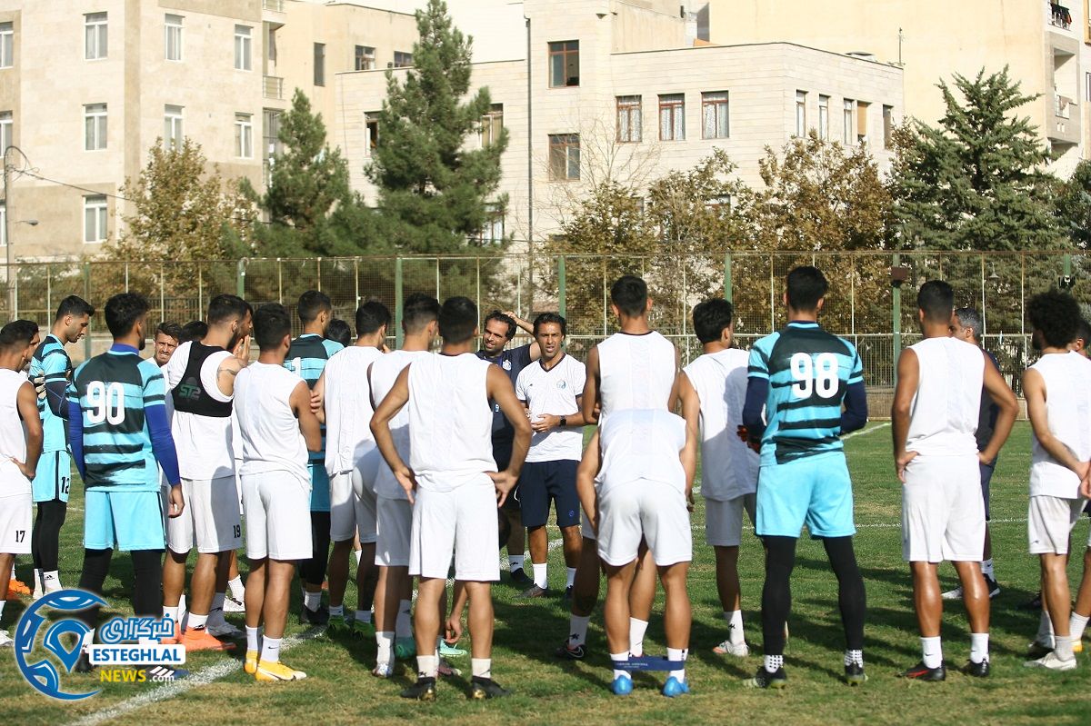 تمرین استقلال