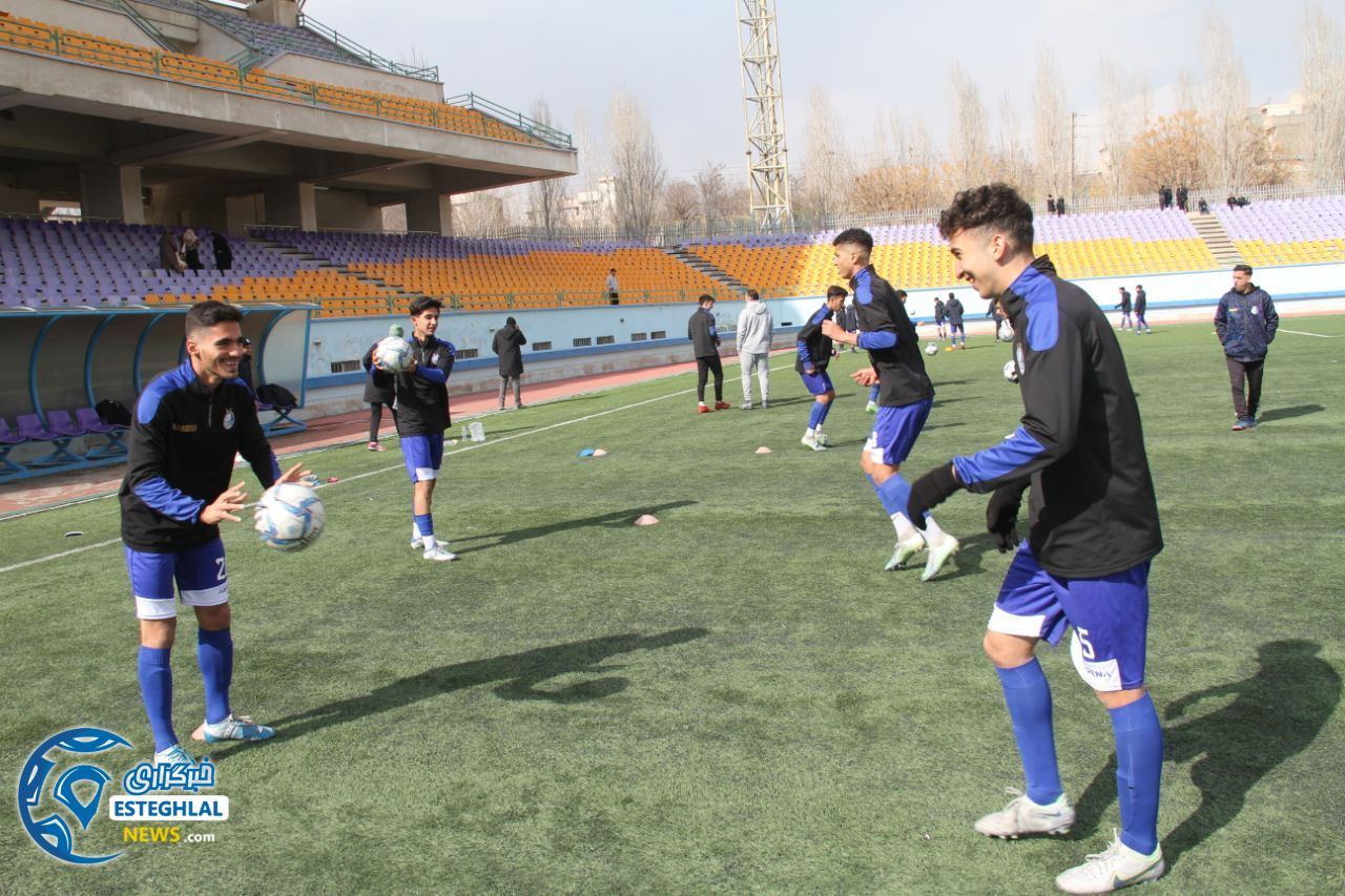 تیم نوجوانان استقلال