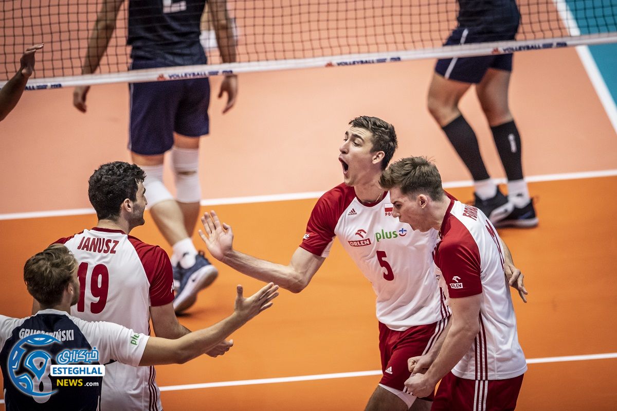 دیدار تیم های ملی والیبال ایران و لهستان