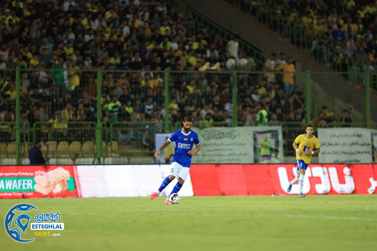 صنعت نفت آبادان 0-3 استقلال(تاج) 