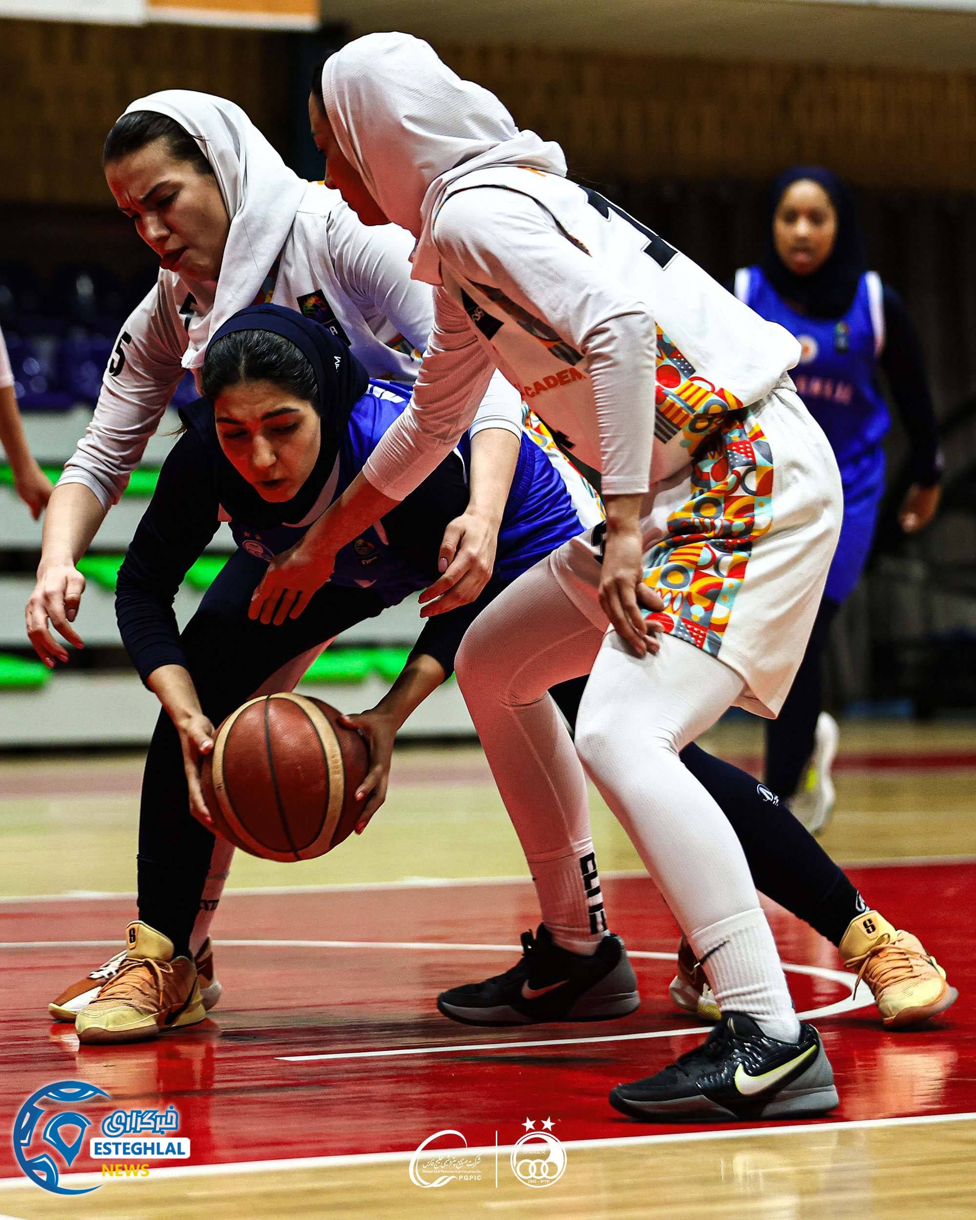 تیم بسکتبال بانوان استقلال