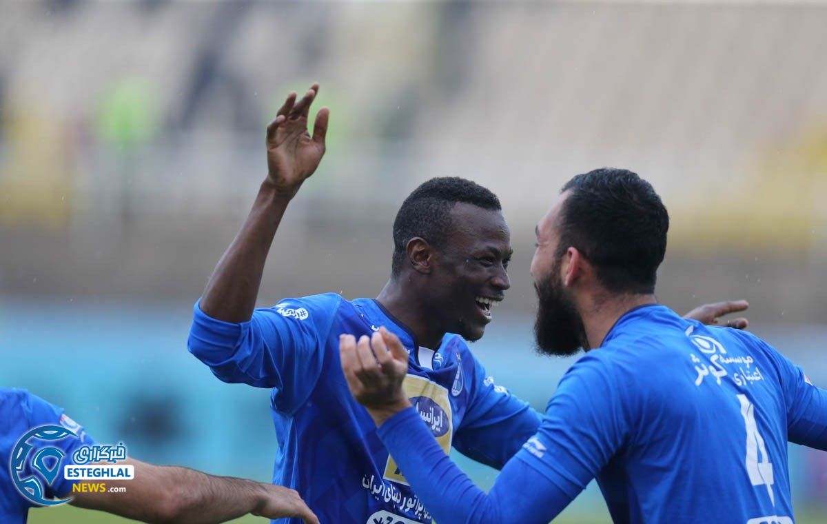 دیدار استقلال مقابل فولاد خوزستان