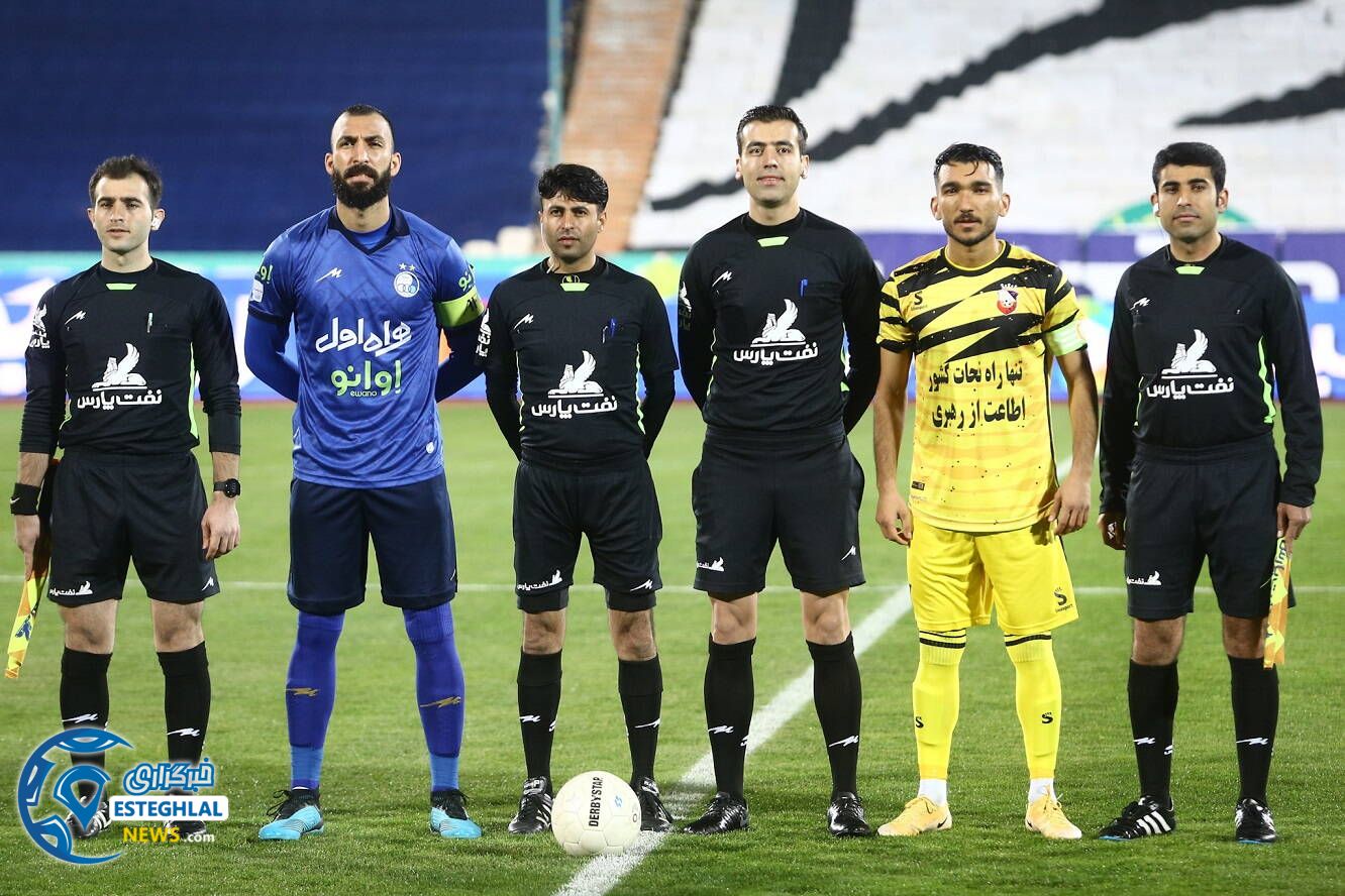 دیدار استقلال و نود