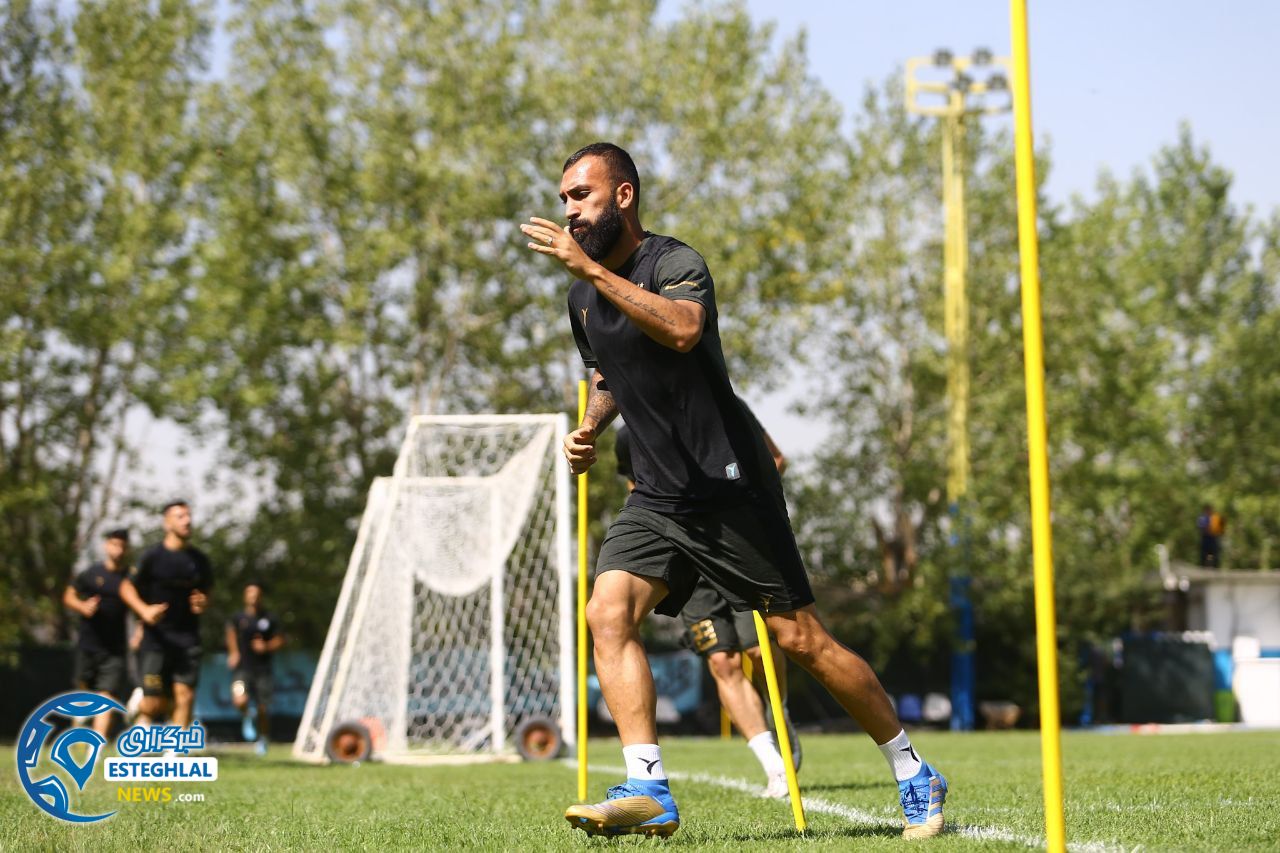 تمرین استقلال