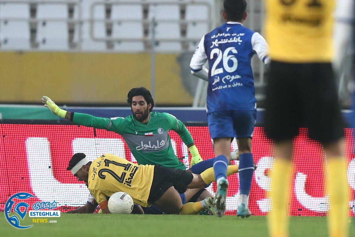 سپاهان 2-1 استقلال(تاج) 