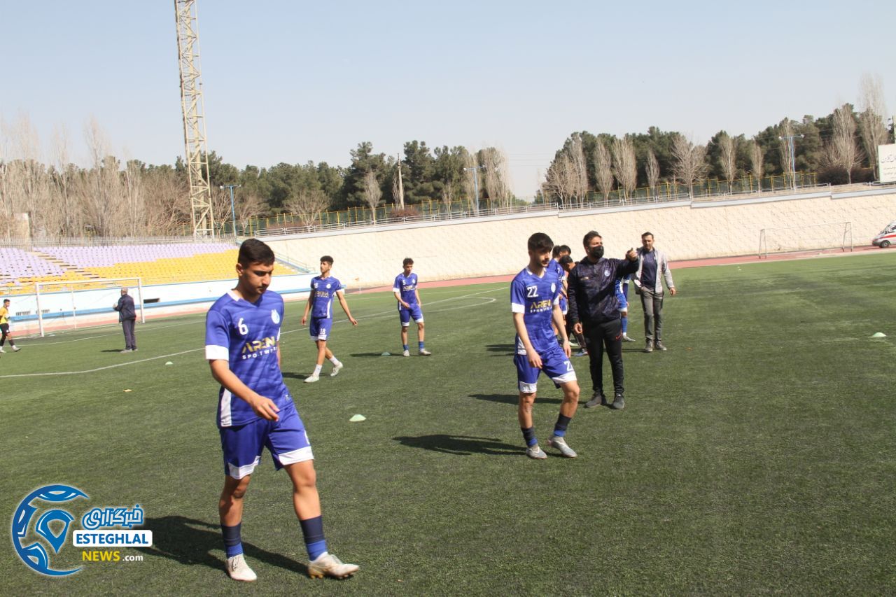 تیم نوجوانان استقلال