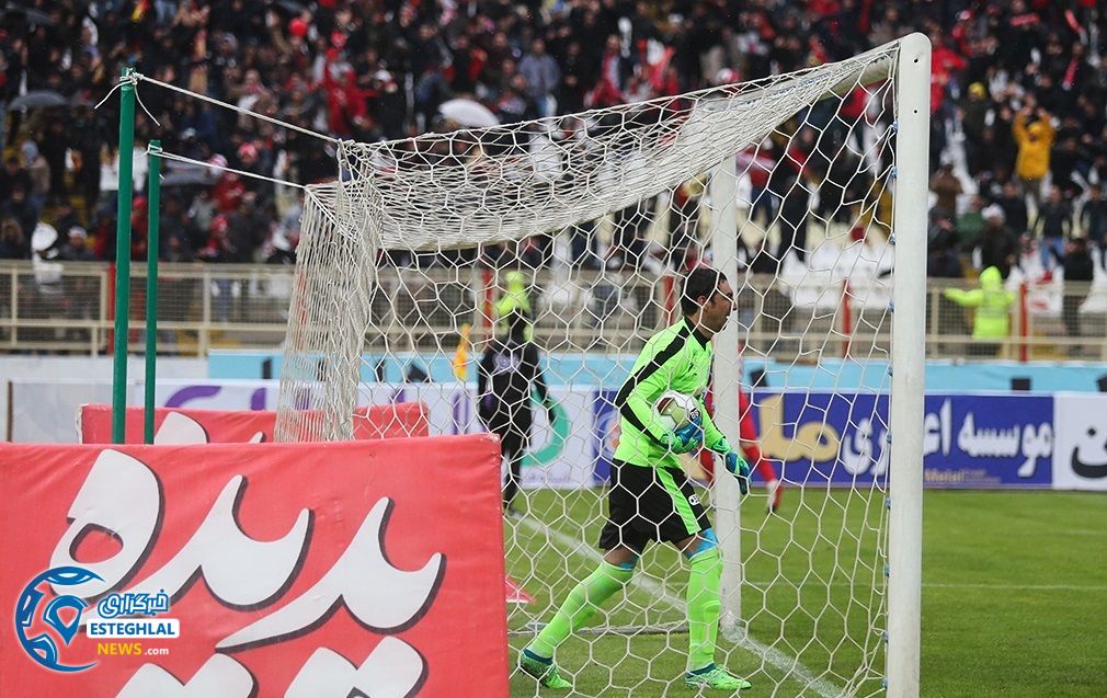 دیدار تراکتورسازی و استقلال