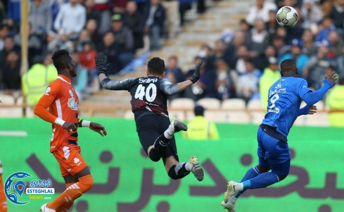 دیدار استقلال و سایپا