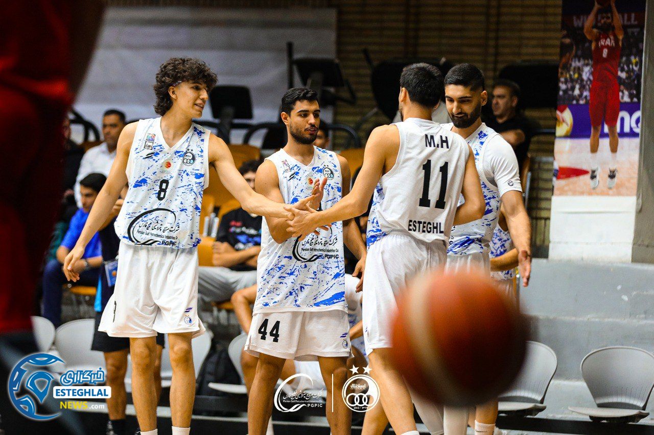 تیم بسکتبال آقایان استقلال