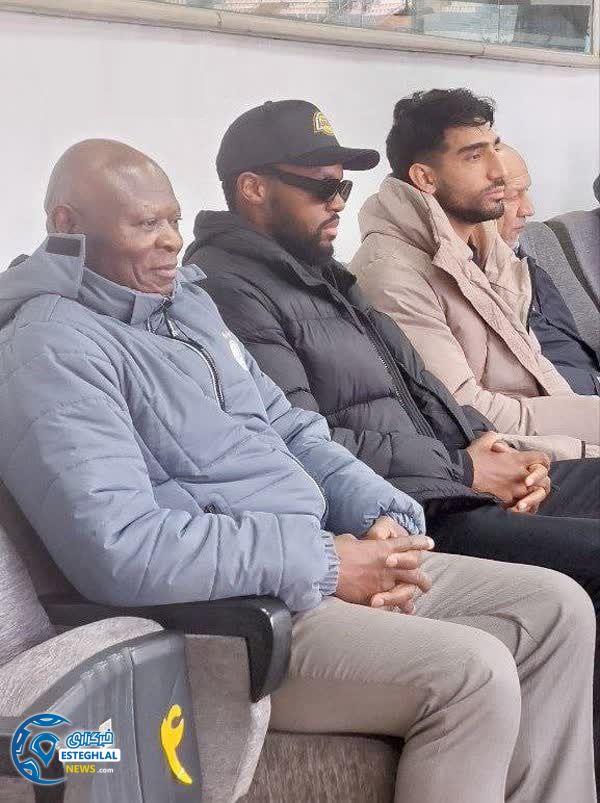 حواشی دیدار استقلال و نفت آبادان