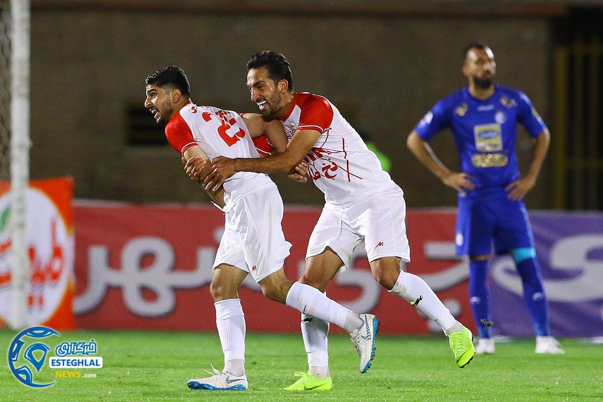 دیدار گل ریحان و استقلال