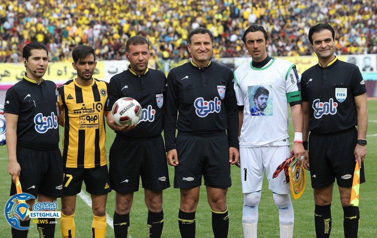 دیدار استقلال و سپاهان