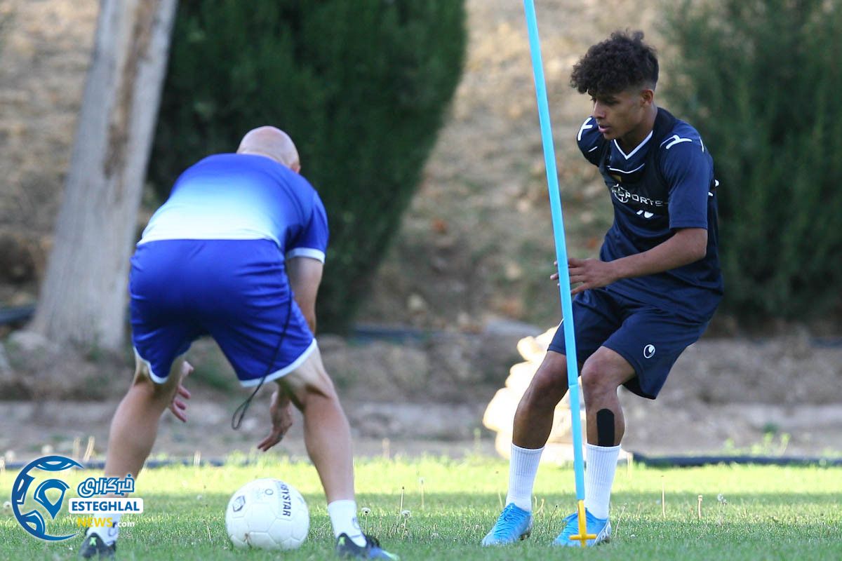 تمرین استقلال