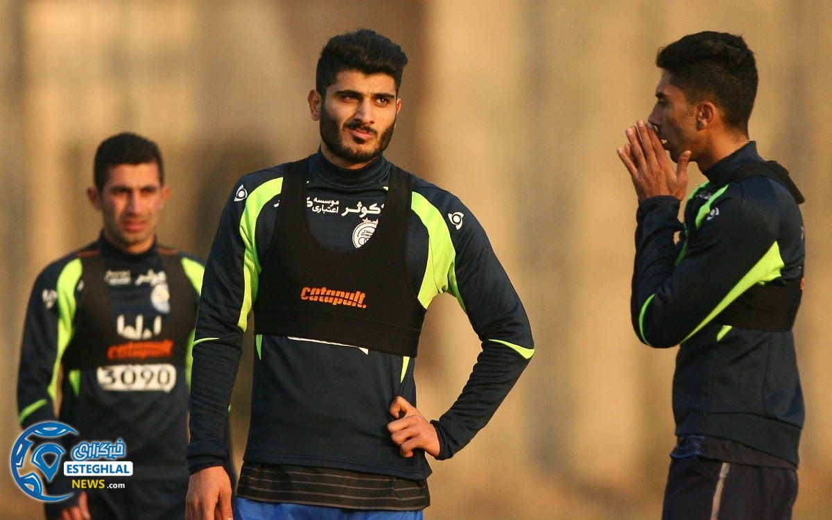 میلاد زکی پور