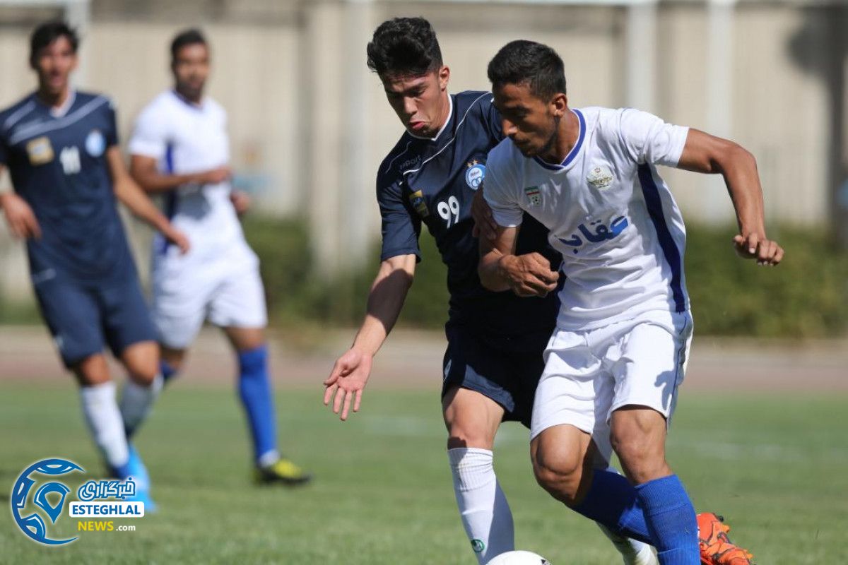 دیدار تدارکاتی استقلال و عقاب