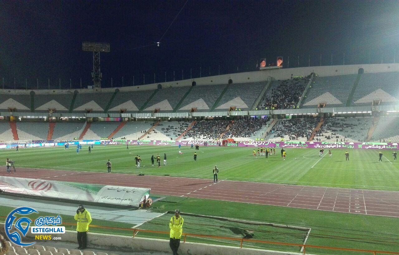 حواشی دیدار استقلال و نساجی قائمشهر