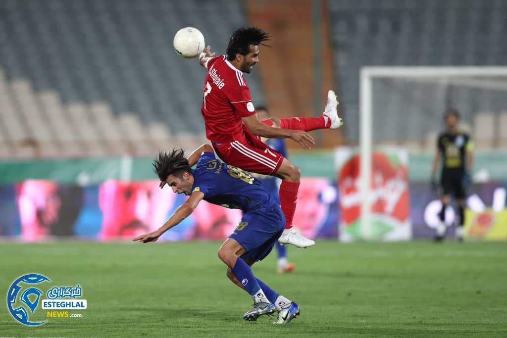 دیدار استقلال و تراکتور