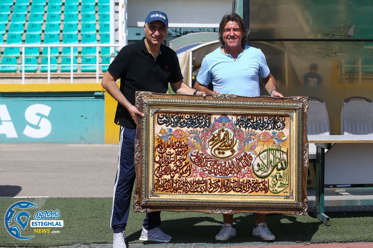 تیم فوتبال استقلال