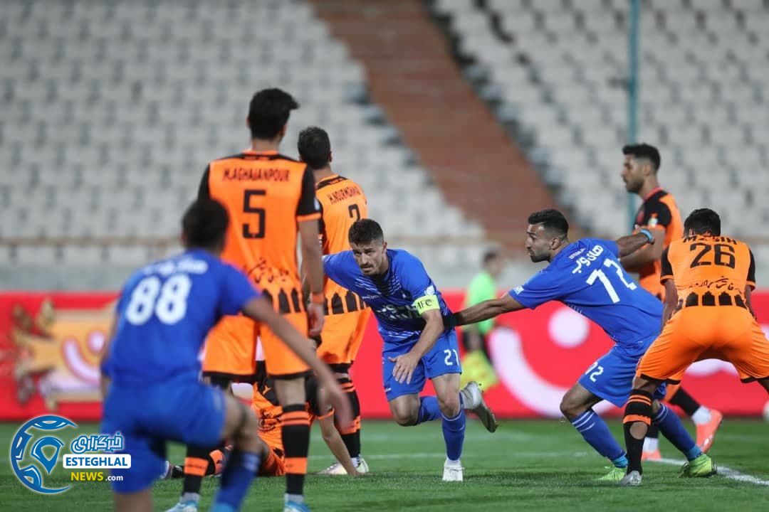 دیدار استقلال و مس