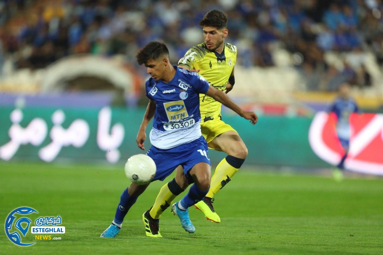 دیدار استقلال و فجر سپاسی