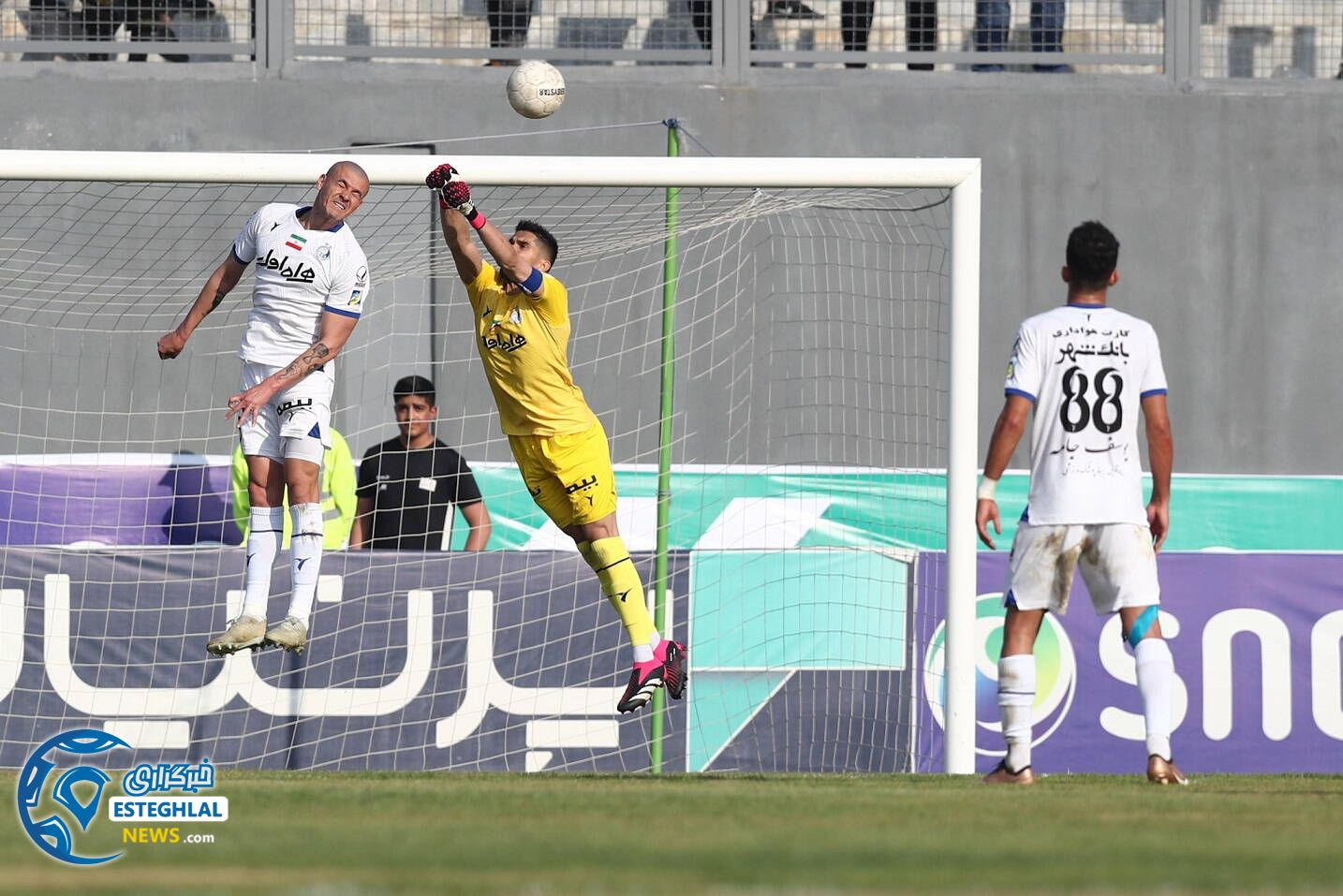 نساجی 1-1 استقلال