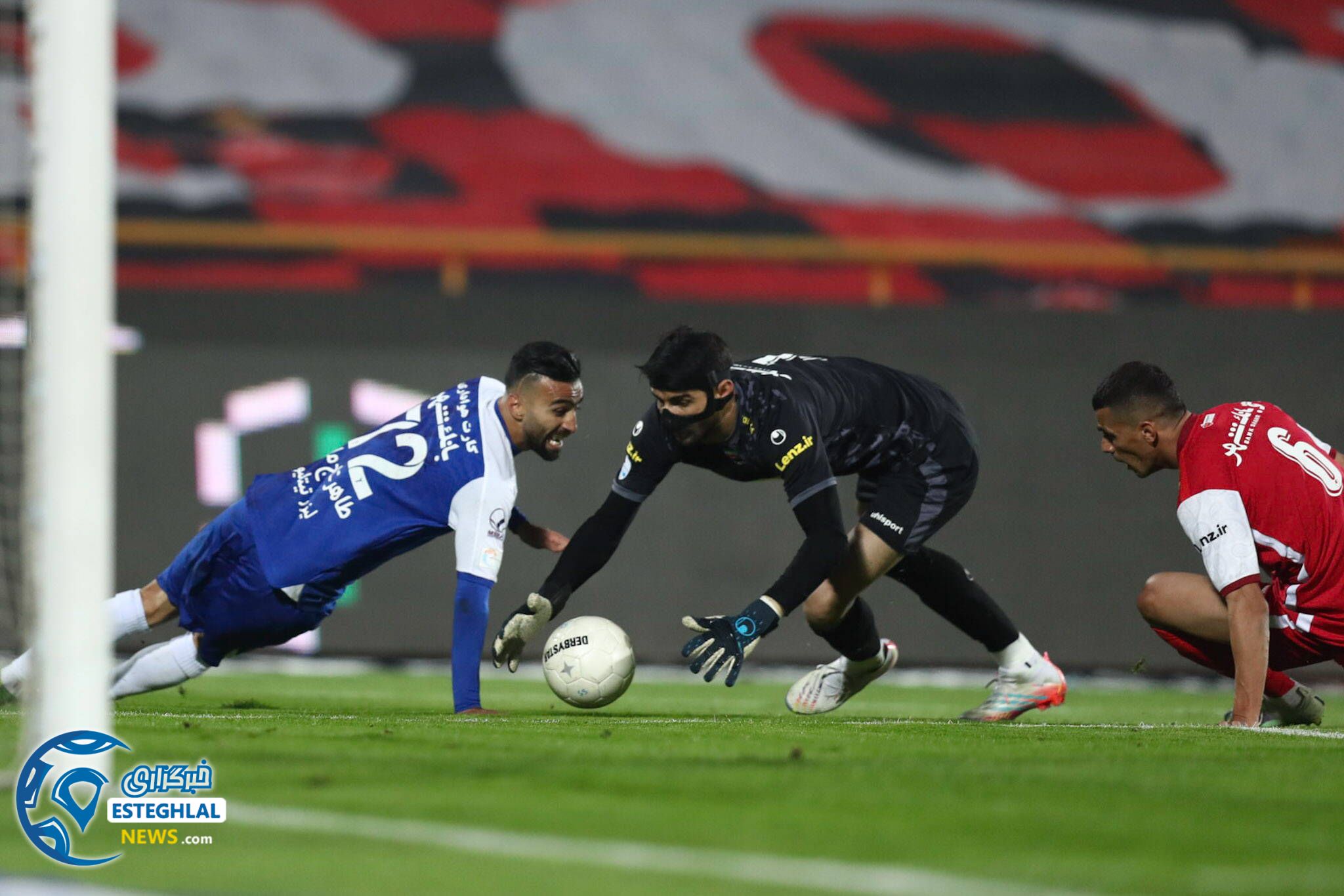 استقلال ۲-۲ پرسپولیس