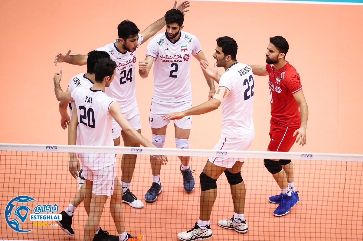 دیدار تیم های ملی والیبال لهستان و ایران