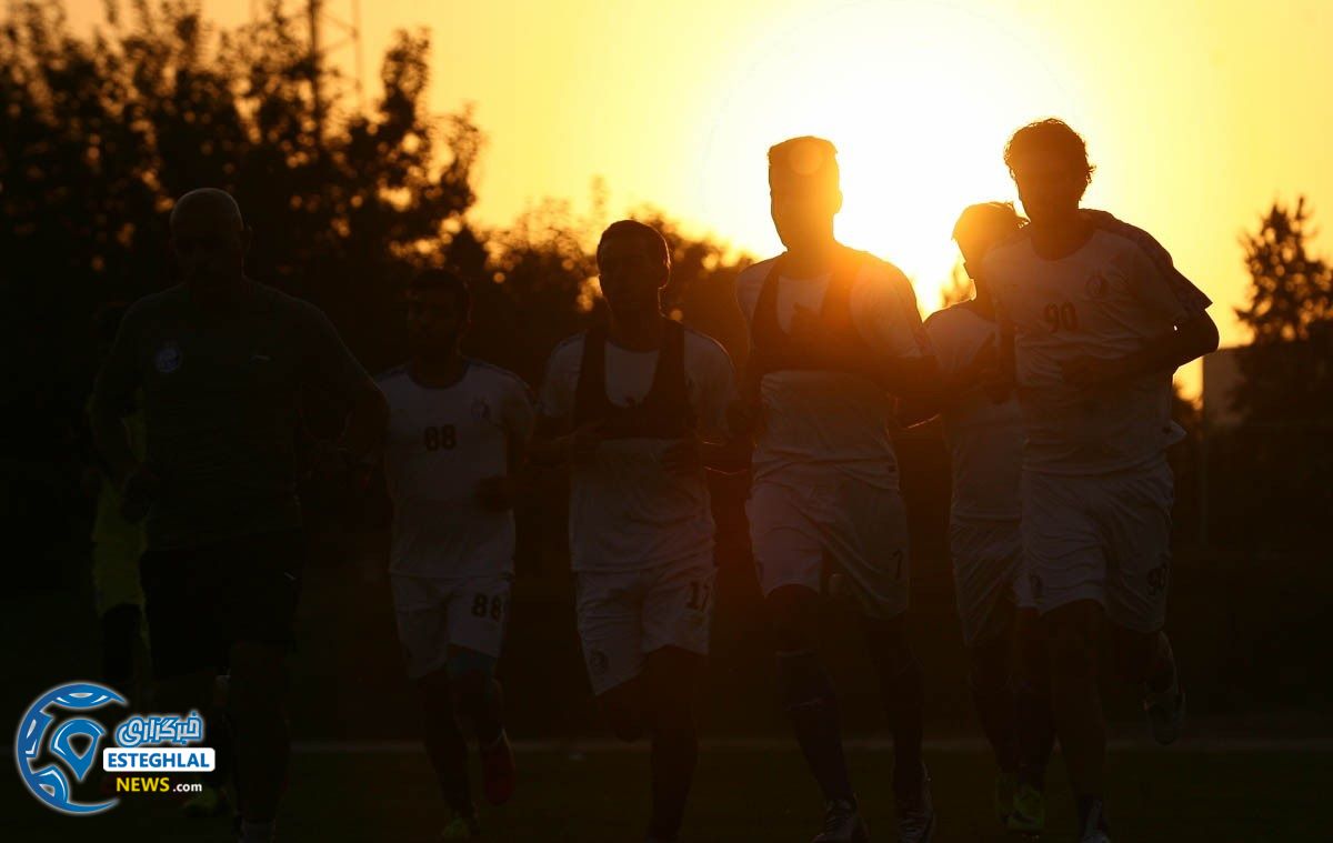 تمرین استقلال