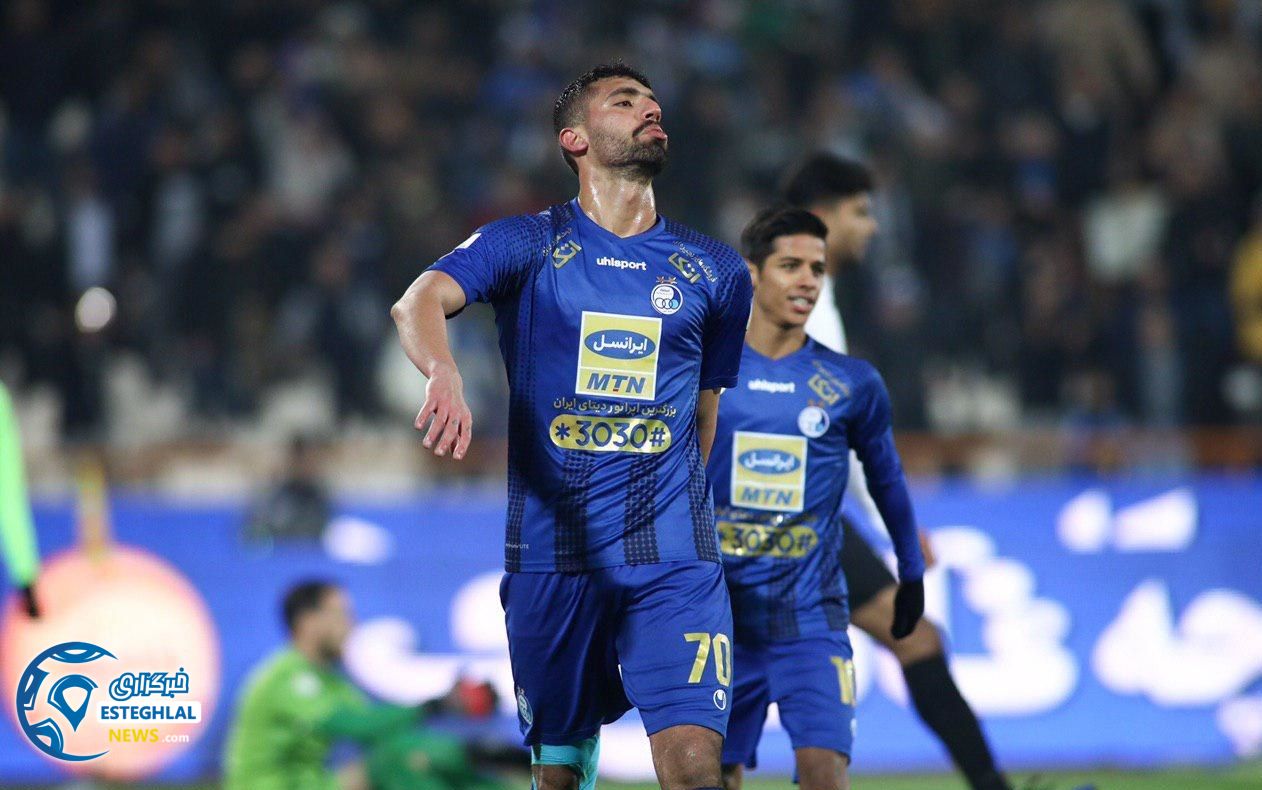 دیدار استقلال و شاهین