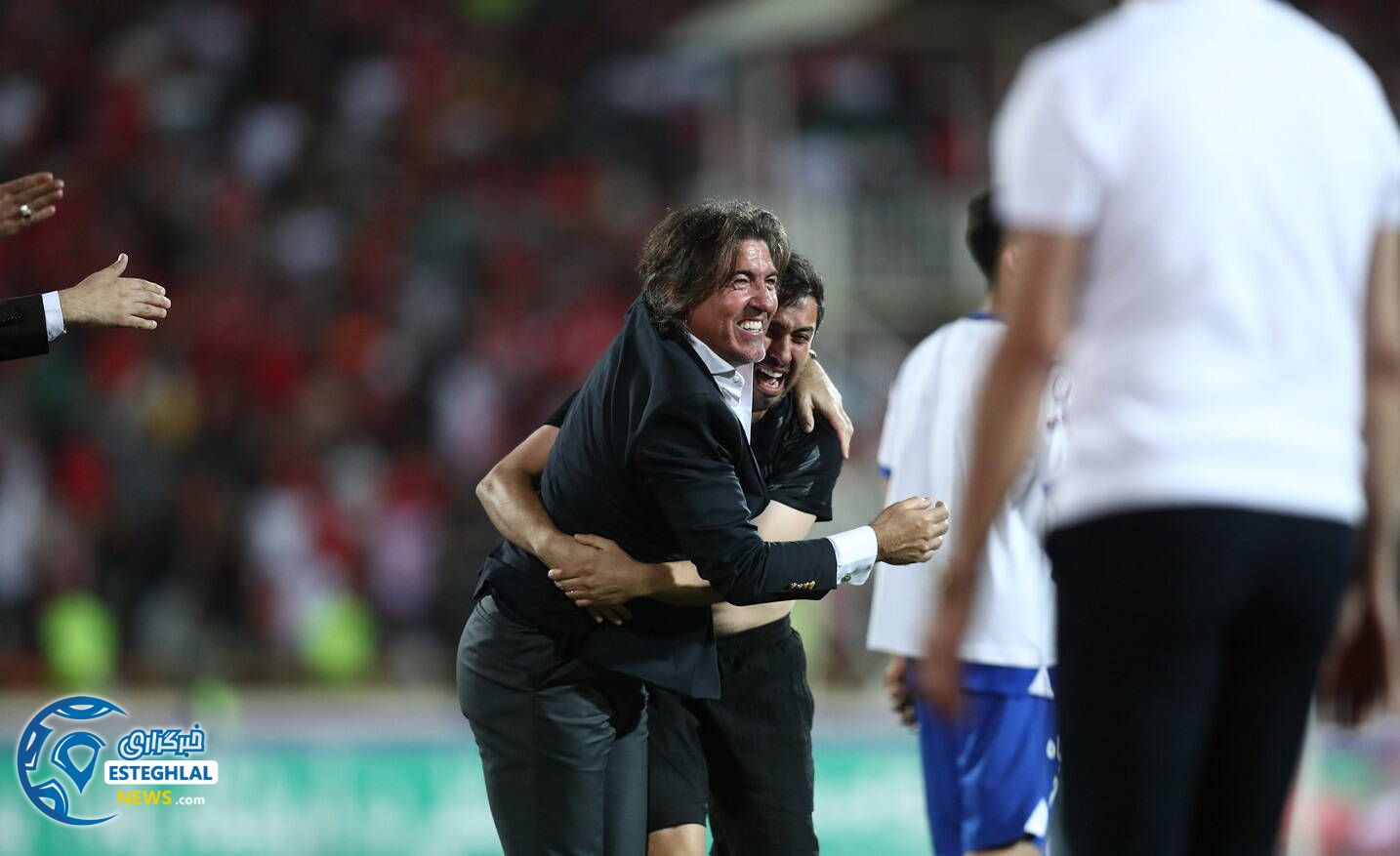 استقلال 1-2 پیروزی