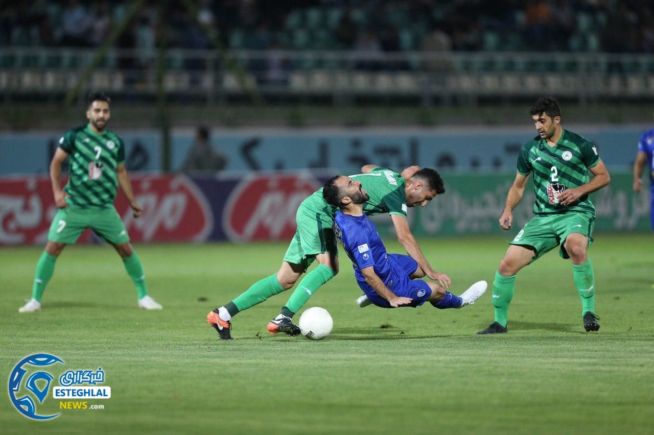 دیدار ذوب آهن و استقلال