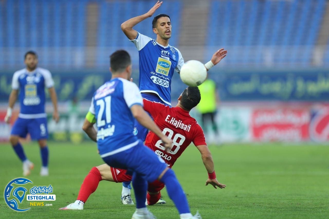 دیدار استقلال و تراکتور