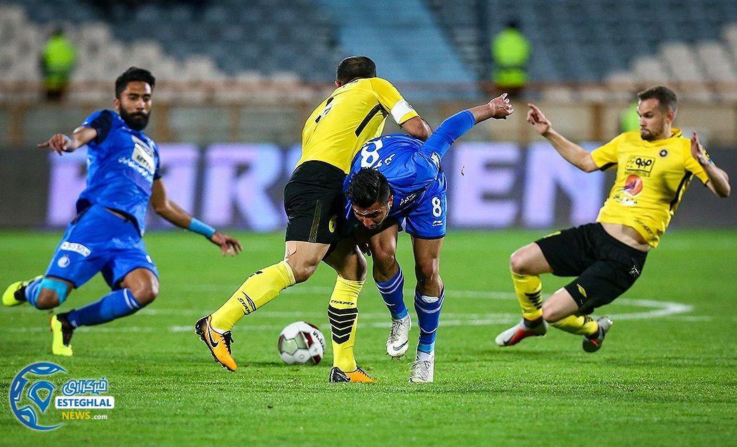 دیدار استقلال و سپاهان