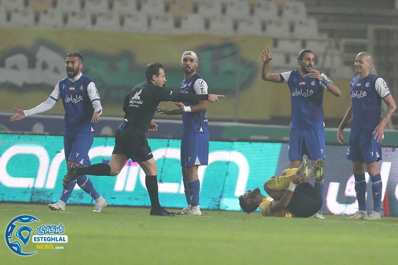 سپاهان 2-1 استقلال(تاج)