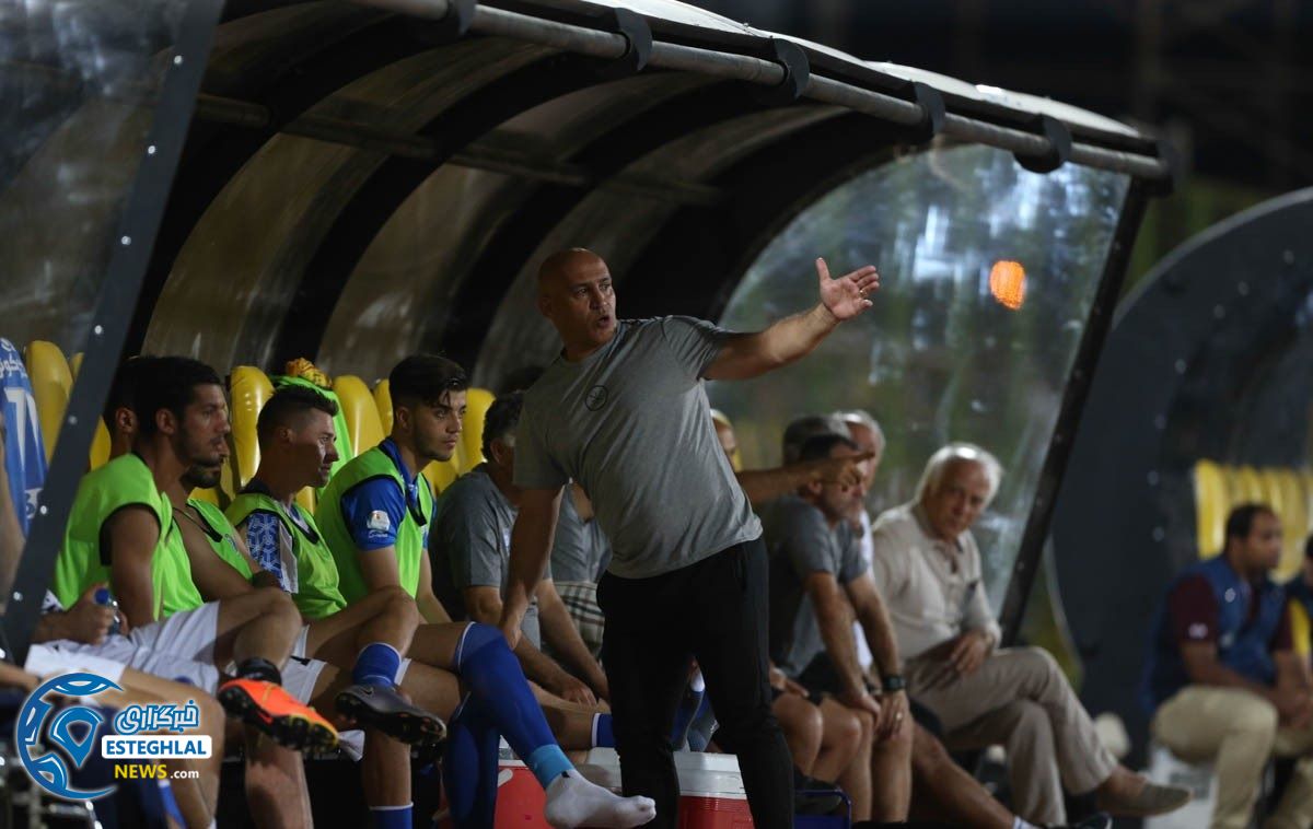 دیدار استقلال و نفت آبادان