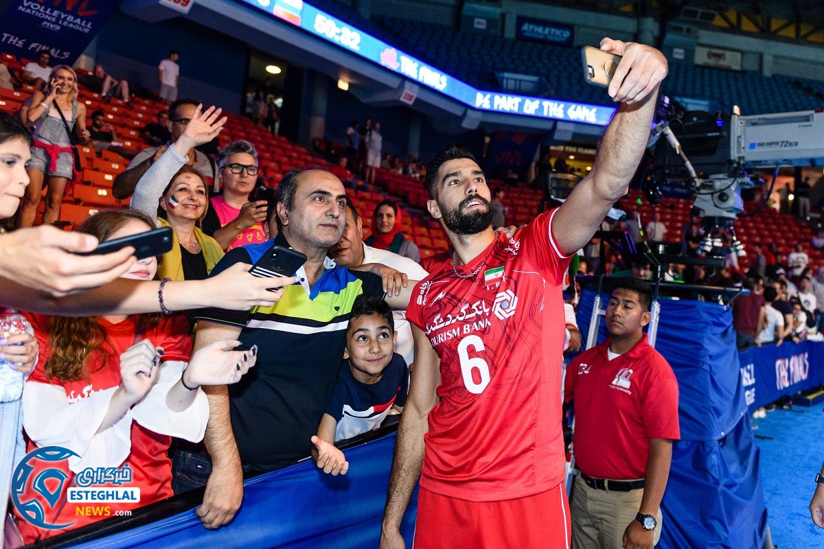 دیدار تیم های ملی والیبال لهستان و ایران 