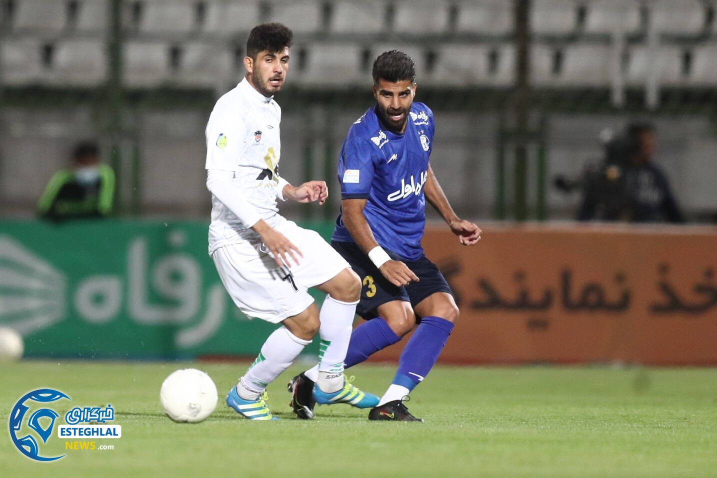 ذوب آهن اصفهان و استقلال(تاج) ایران