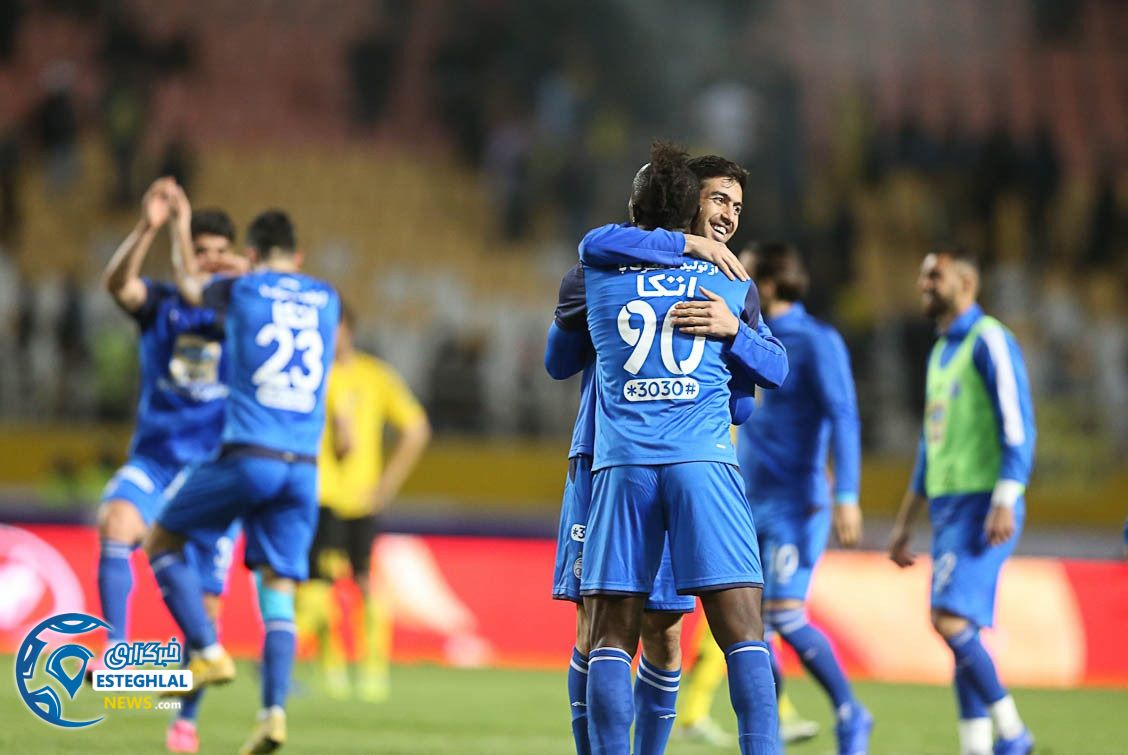 دیدار سپاهان و استقلال